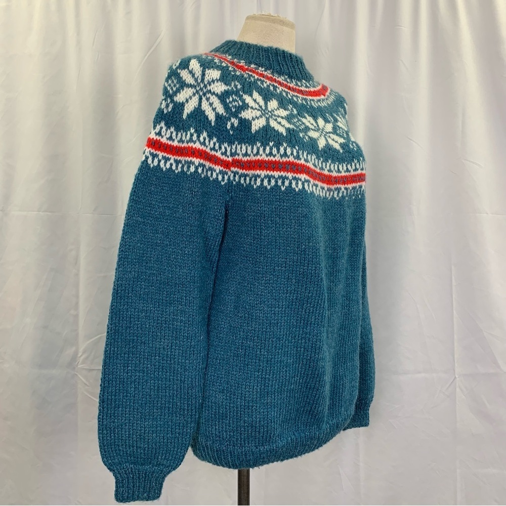 Hand Knit Fair Isle-style Snowflake Sweater - Picture 6 of 8